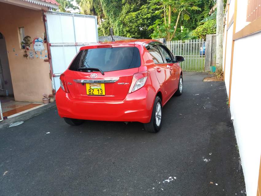TOYOTA VITZ 1300CC - 3 - Compact cars  on Aster Vender