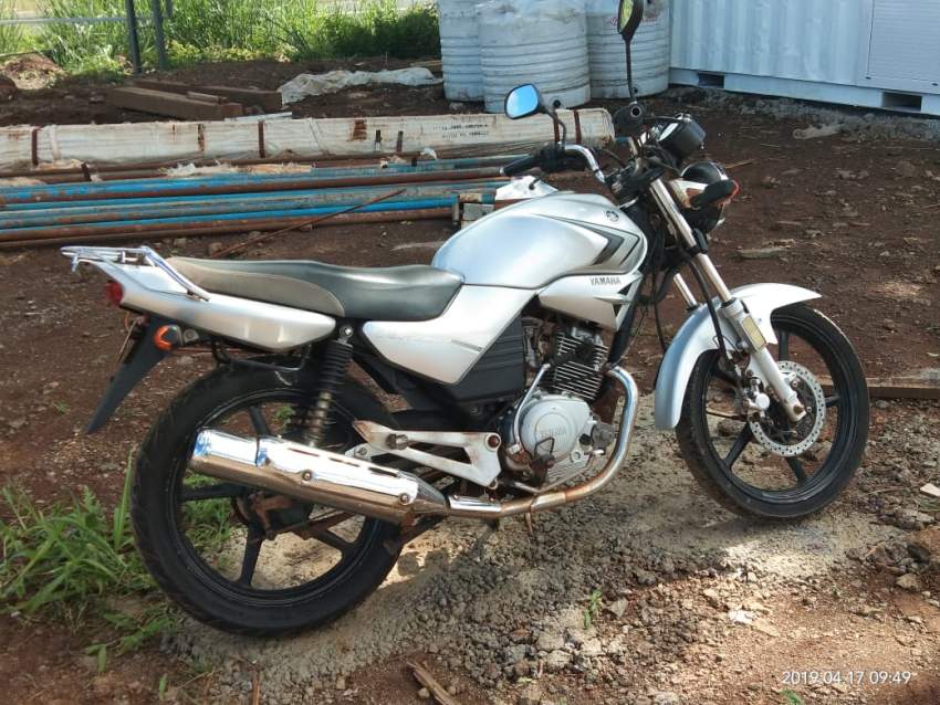 YAMAHA Ybr 125 cc - 3 - Roadsters  on Aster Vender