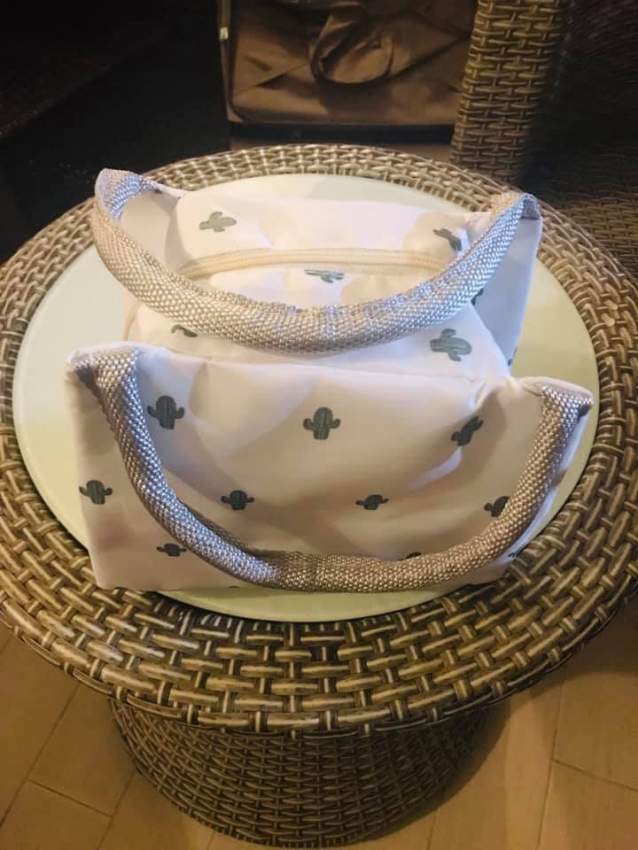 Lunch bags - 4 - Others  on Aster Vender