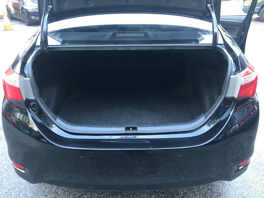 TOYOTA COROLLA ALTIS 2015 - 8 - Luxury Cars  on Aster Vender