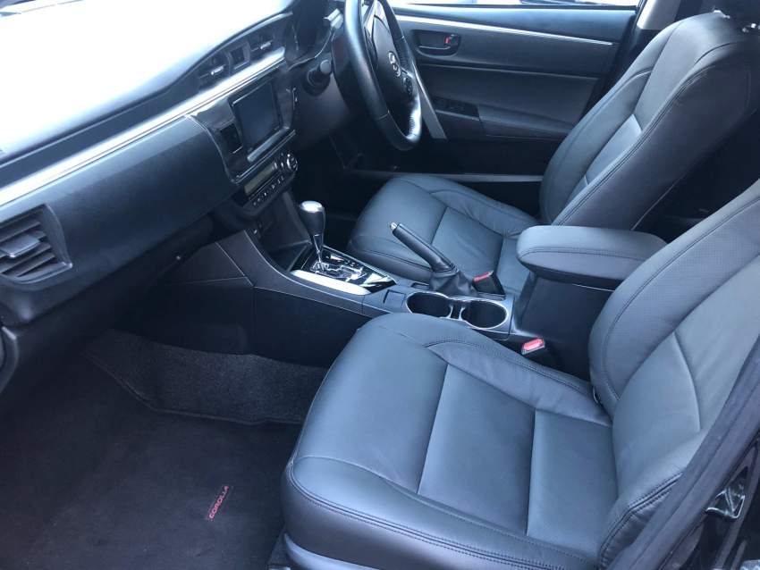 TOYOTA COROLLA ALTIS 2015 - 5 - Luxury Cars  on Aster Vender