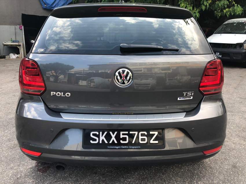 VOLKSWAGEN POLO - 6 - Compact cars  on Aster Vender