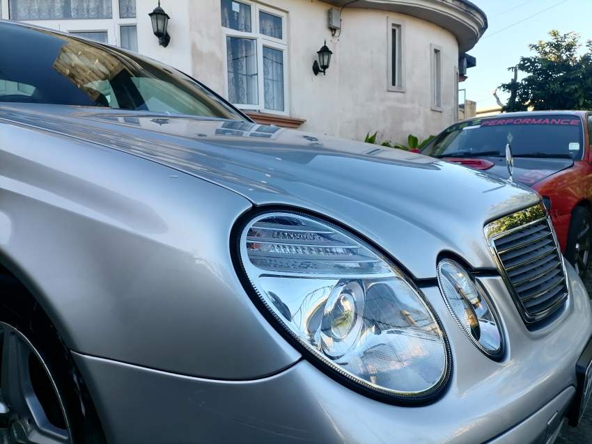 Mercedes benz e200 w211 - 0 - Luxury Cars  on Aster Vender