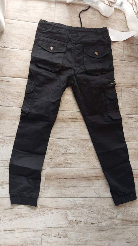 Cargo pants (brand new ) size 32