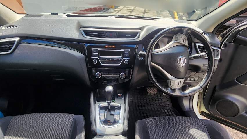 FOR SALE : NISSAN QASHQAI YR2017 - 3 - SUV Cars  on Aster Vender