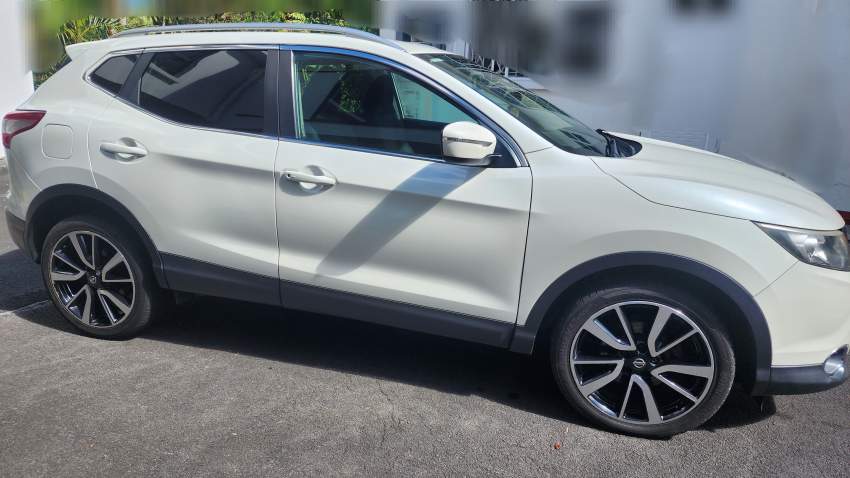 FOR SALE : NISSAN QASHQAI YR2017 - 5 - SUV Cars  on Aster Vender