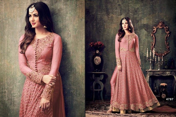 Salwar kameez - 1 - Dresses (Women)  on Aster Vender