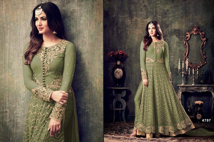 Salwar kameez - 2 - Dresses (Women)  on Aster Vender