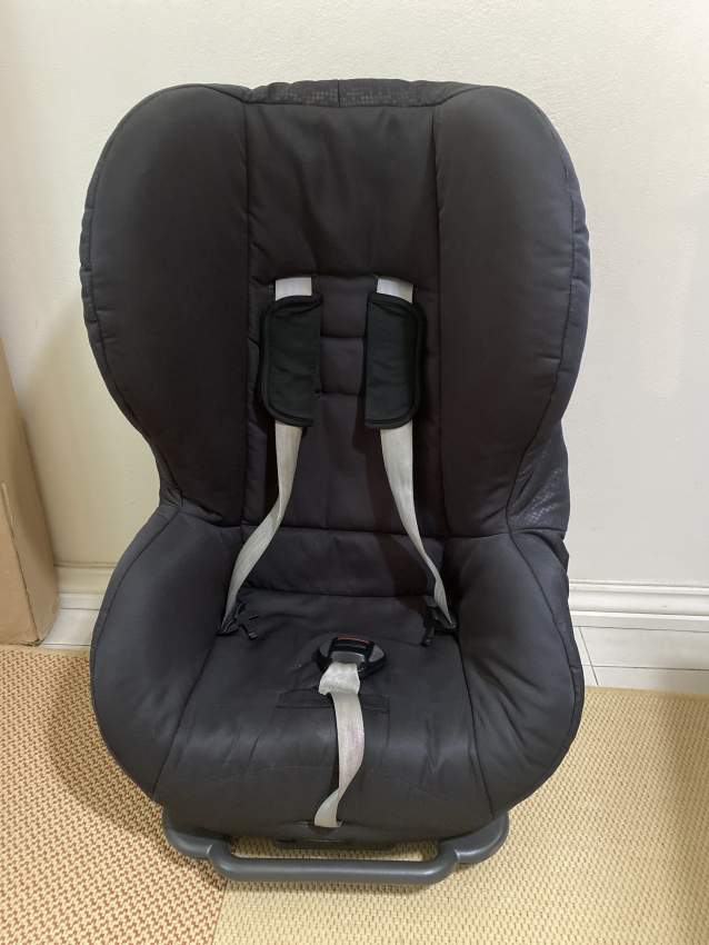 Car seat Britax - 0 - Kids Stuff  on Aster Vender