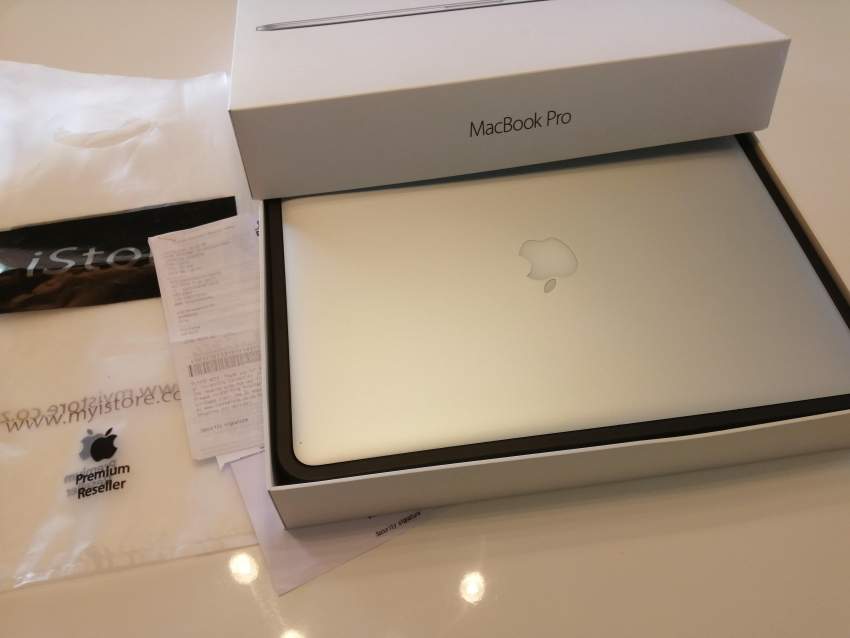 Apple MacBook Pro 15 inch - 0 - All electronics products  on Aster Vender