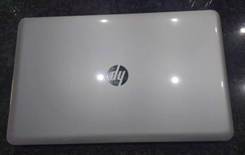 HP Pavilion FR Laptop 17