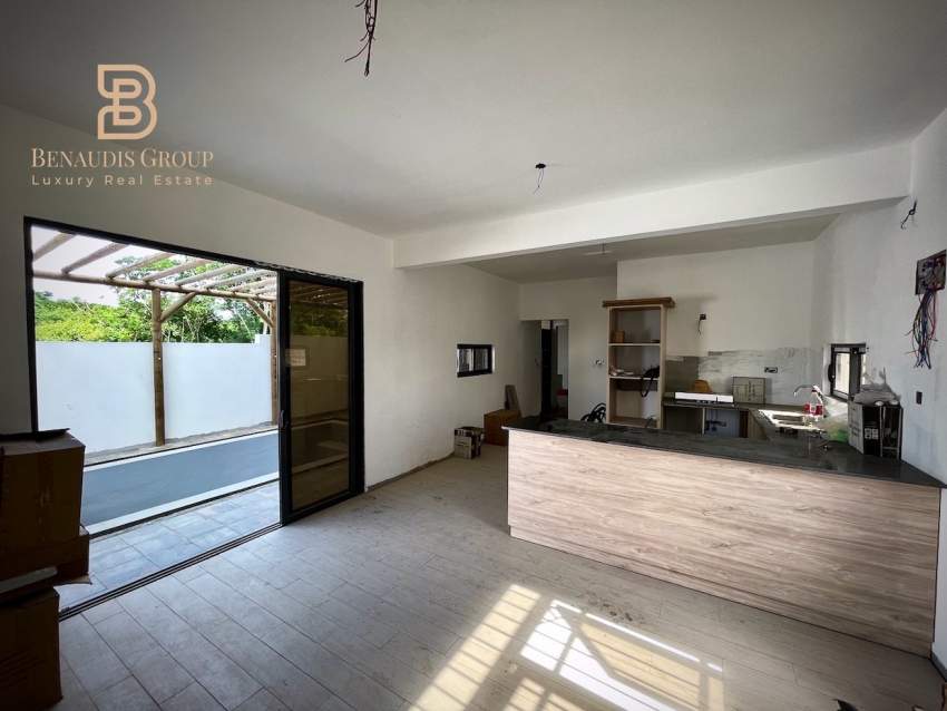 À LOUER LONG TERME PEREYBÈRE NEW VILLA 180M2 4 CAC PISCINE  JARD 360M2 - 5 - House  on Aster Vender