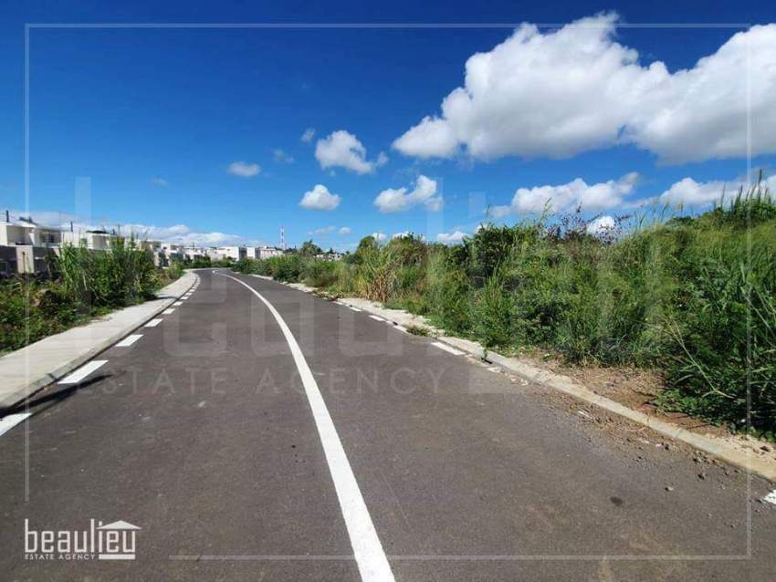 Residential land of 17.22 perches in Mme Azor,Goodlands. - 3 - Land  on Aster Vender