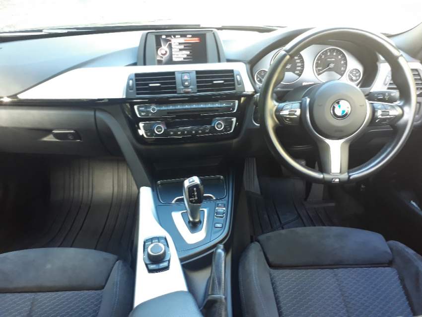 BMW 318i M Sport line 2016 - 8 - Family Cars  on Aster Vender