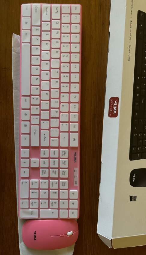Wireless Keyboard + Mouse - 1 - Other PC Components  on Aster Vender