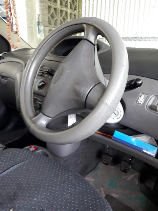 toyota vitz - 2 - Compact cars  on Aster Vender