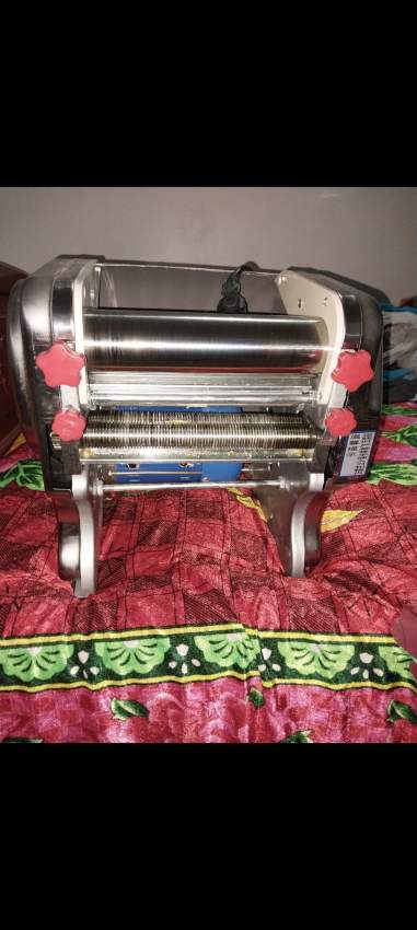 Noodles machine - 1 - All electronics products  on Aster Vender