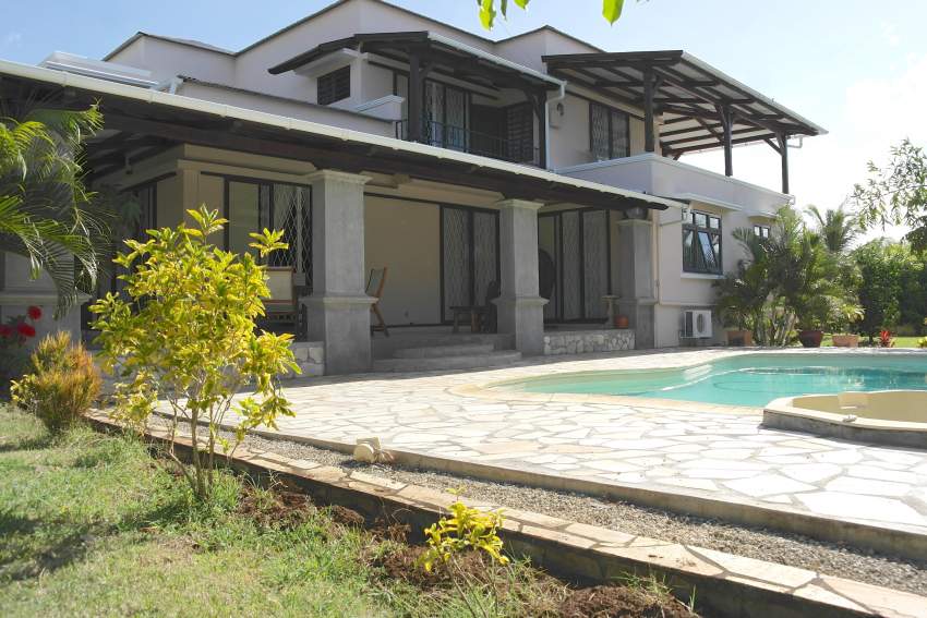 Tamarin villa for sale with swimming pool in a quiet area - 0 - House  on Aster Vender