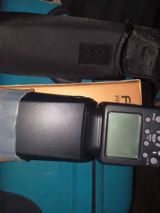 Camera Nikon D90 - 6 - Others  on Aster Vender