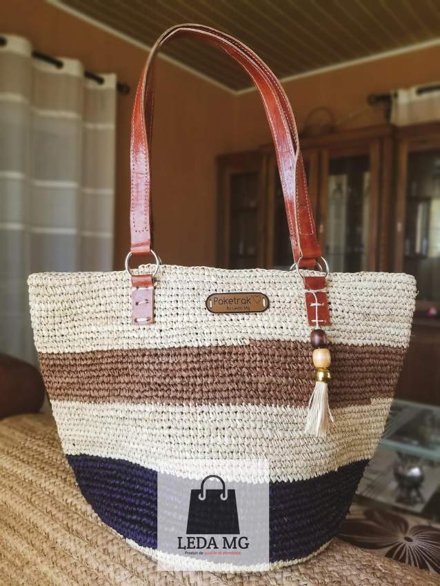 Handmade bags from Madagascar  on Aster Vender