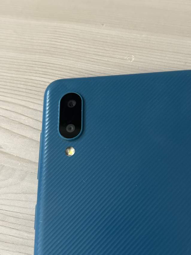 Phone for sale - 2 - Others  on Aster Vender