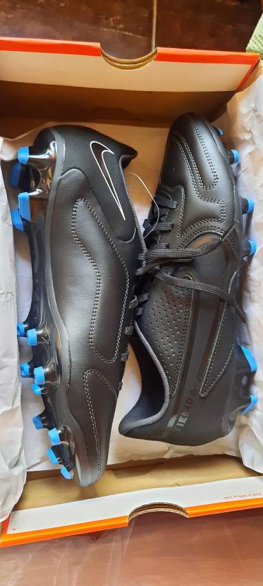 Nike tiempo - 2 - Football equipment  on Aster Vender