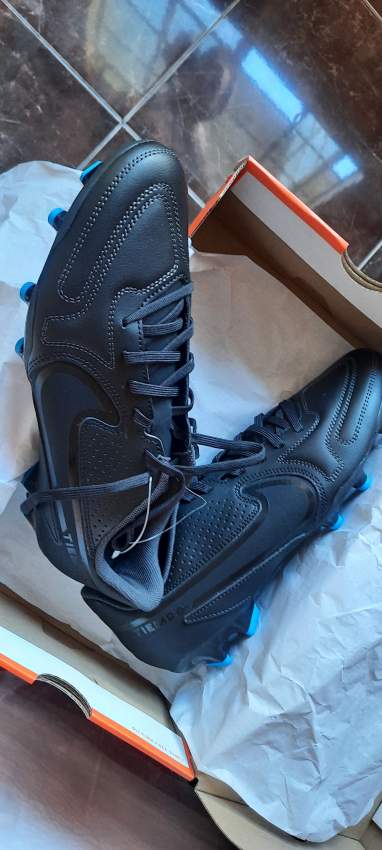 Nike tiempo - 1 - Football equipment  on Aster Vender