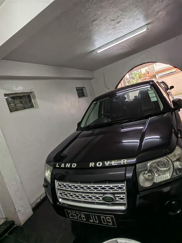 Freelander 2 - 0 - SUV Cars  on Aster Vender