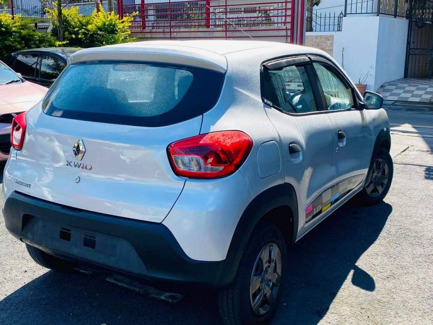 Renault Kwid 2018 Automatic - 1 - Compact cars  on Aster Vender