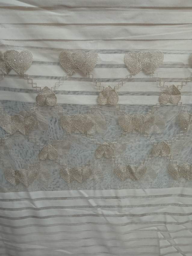 Beautiful curtain linen ( voilage )
