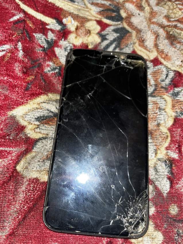 iPhone xs 64GB - 1 - iPhones  on Aster Vender