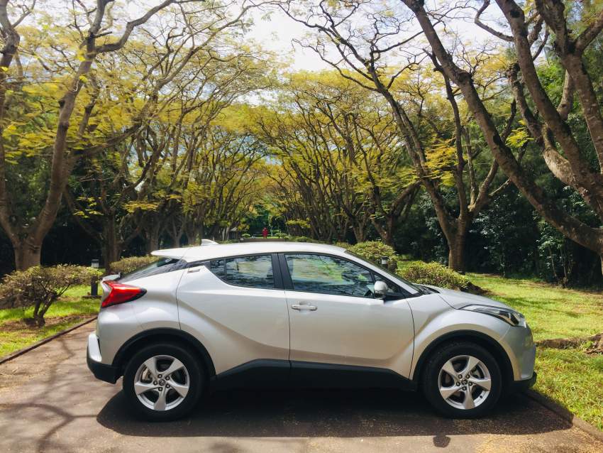 Toyota C-HR 1.2 Deluxe Turbo - 0 - SUV Cars  on Aster Vender