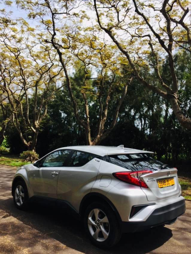 Toyota C-HR 1.2 Deluxe Turbo - 3 - SUV Cars  on Aster Vender