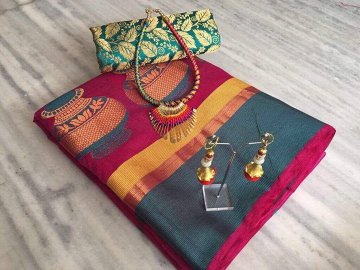 Saree with jewellery set - 3 - Dresses (Women)  on Aster Vender