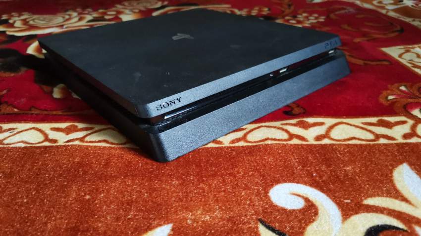 Playstation 4 slim - 2 - All electronics products  on Aster Vender
