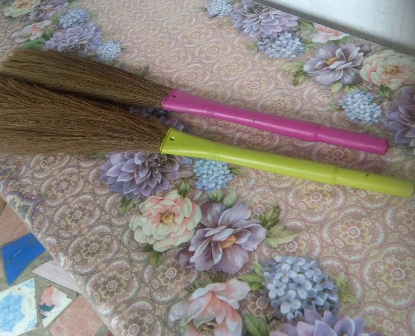 PLASTIC BROOM HANDLES - 4 - Others  on Aster Vender