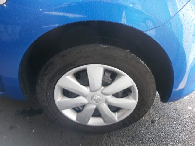 NISSAN MARCH  - 10 - Sport Cars  on Aster Vender