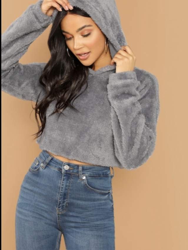 Boutique de vetementse en ligne  - 0 - Sweater (Women)  on Aster Vender