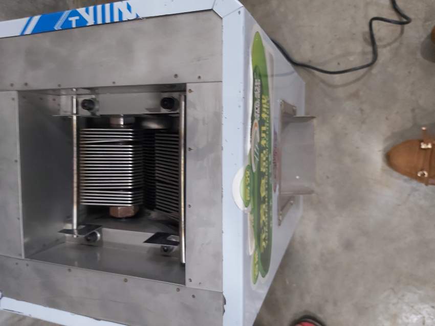 Meat slicer - 1 - Catering & Restaurant  on Aster Vender