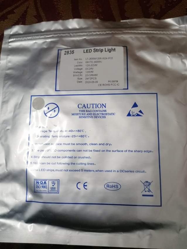 LED strip light(White) & mini transformateur 110V-220V - 1 - All electronics products  on Aster Vender