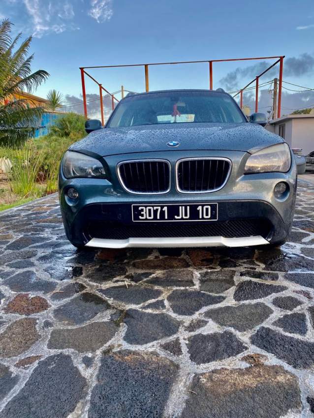 BMW x1 2010 SDrive 18 - 5 - SUV Cars  on Aster Vender