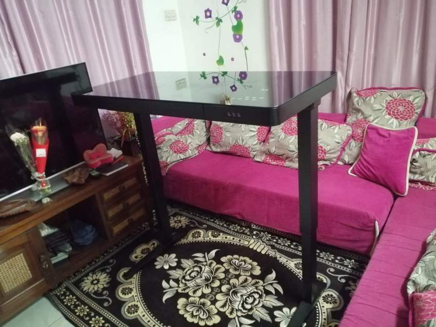 Electronic height adjustable table for sale. - 3 - Tables  on Aster Vender