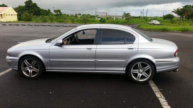 Jaguar X-type on Aster Vender