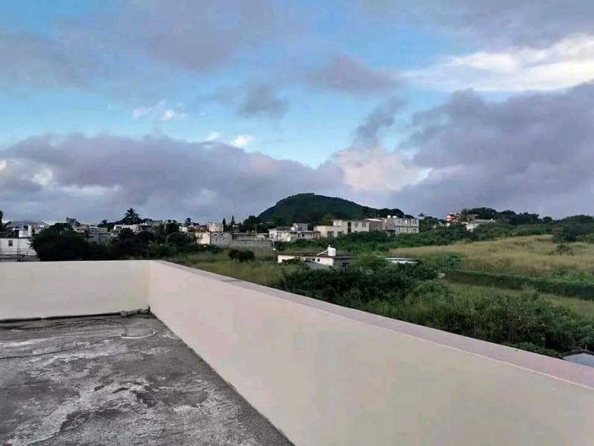 Newly Constructed on a plot of 8.5 perches - to be sell as it is - 7 - House  on Aster Vender