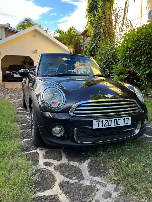 Mini Cooper Cabriolet 1598 cc - petrol - 3 - Compact cars  on Aster Vender