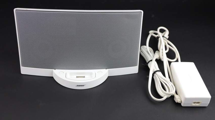 Bose SoundDock Series Digital Music System Sound Dock - White