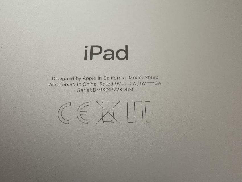 Apple iPad Pro 11“ 256GB silver - 2 - Tablet  on Aster Vender