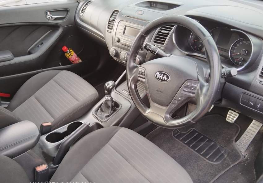 kia Cerato - 3 - Family Cars  on Aster Vender