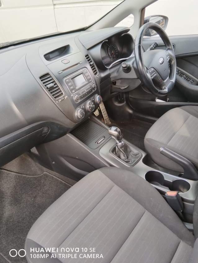 kia Cerato - 2 - Family Cars  on Aster Vender