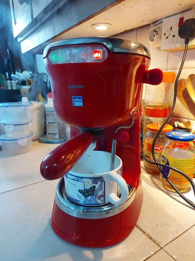 Lavazza Coffee Machine - 4 - Kitchen appliances  on Aster Vender
